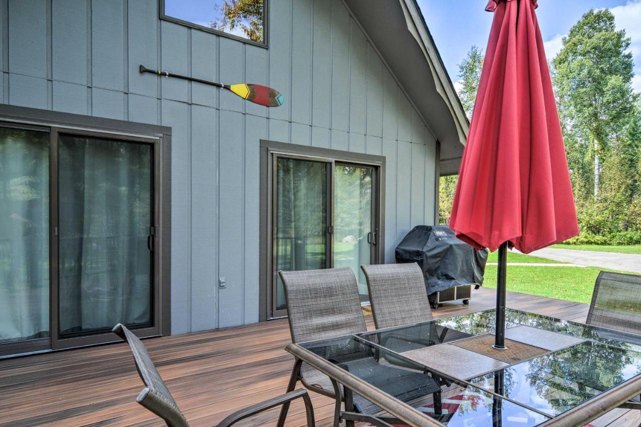 Riverfront Traverse City Cabin Fish, Kayak And Tube Buitenkant foto